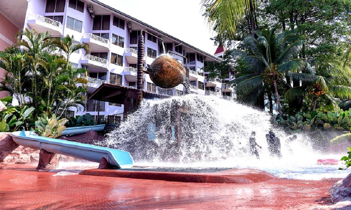 D'Vista Apartments In Lotus Desaru Beach Resort Exterior photo